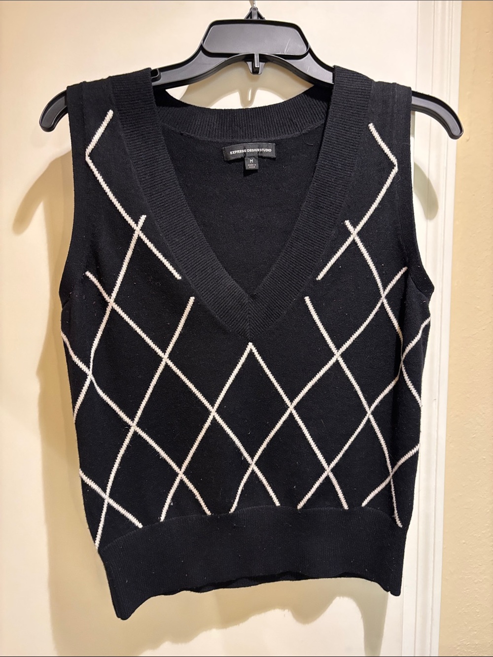 Express Black V-Neck Argyle Knit Vest with White Diamond Accents